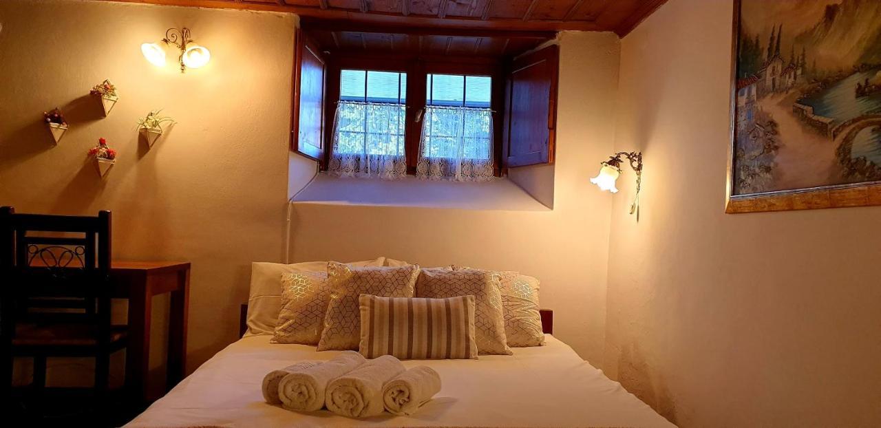 Astraka Guesthouse I Papigko Luaran gambar