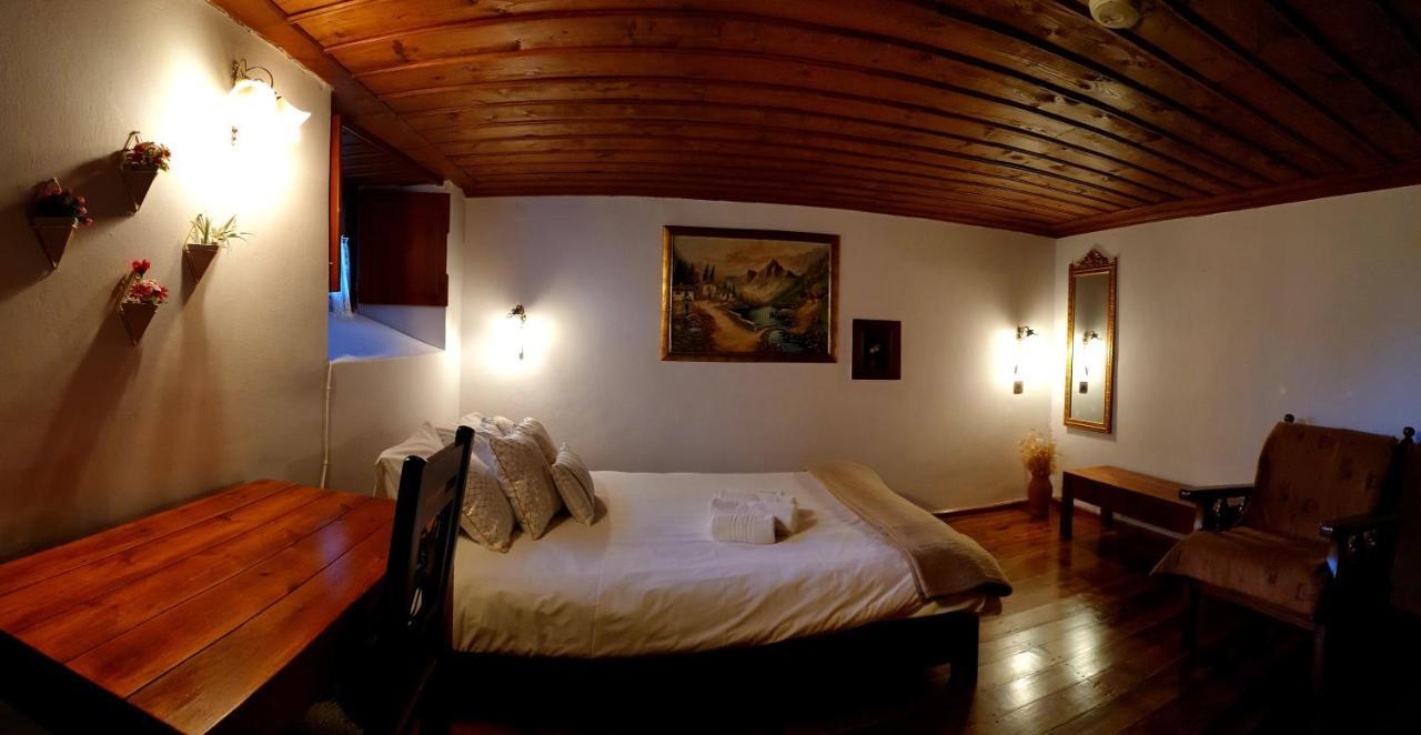 Astraka Guesthouse I Papigko Luaran gambar